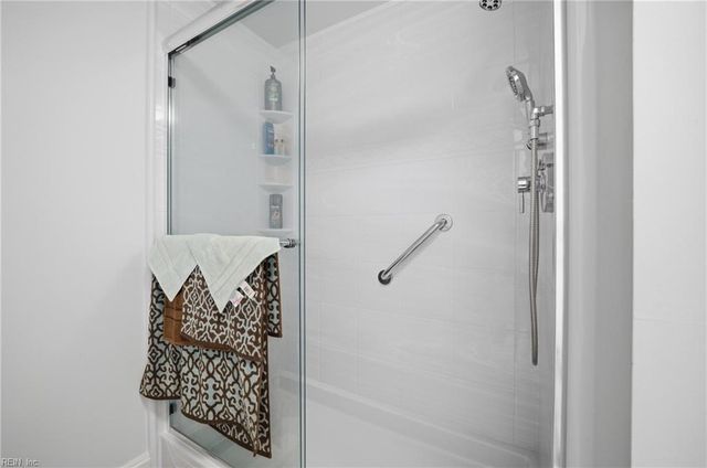 3556 Shore Dr Apt 605, Virginia Beach, VA 23455