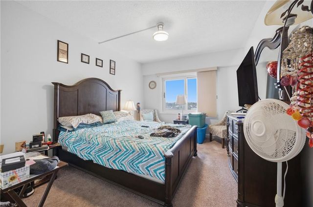 3556 Shore Dr Apt 605, Virginia Beach, VA 23455