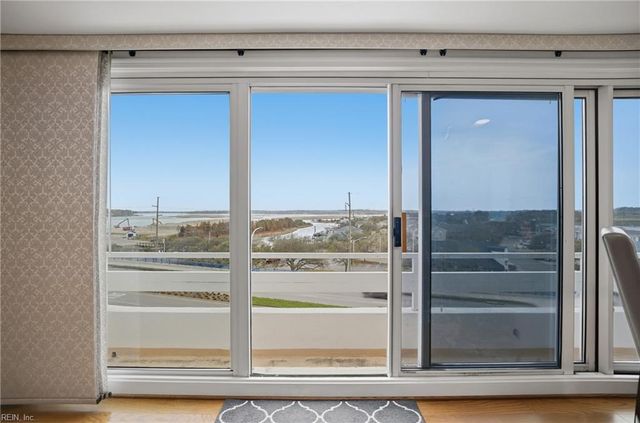 3556 Shore Dr Apt 605, Virginia Beach, VA 23455