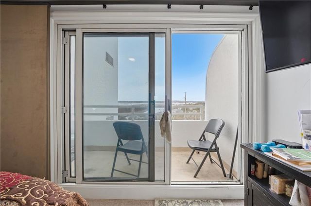 3556 Shore Dr Apt 605, Virginia Beach, VA 23455