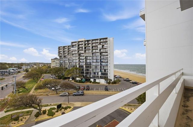 3556 Shore Dr Apt 605, Virginia Beach, VA 23455