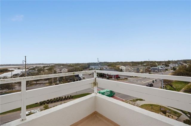 3556 Shore Dr Apt 605, Virginia Beach, VA 23455