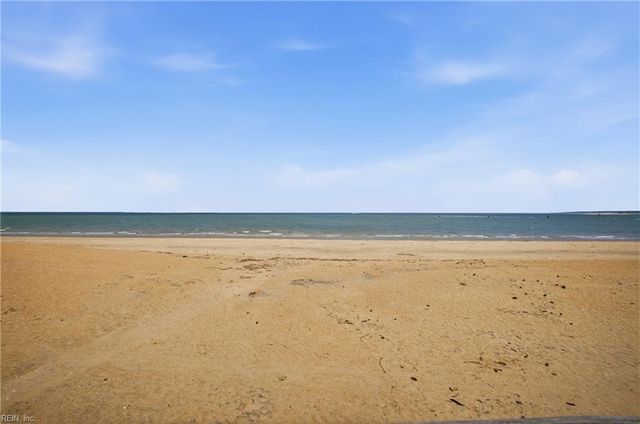 3556 Shore Dr Apt 605, Virginia Beach, VA 23455