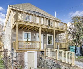 77 Maverick St 1, Fitchburg, MA 01420