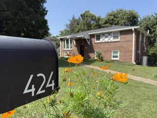 424 Harwell Dr, Hermitage, TN 37076