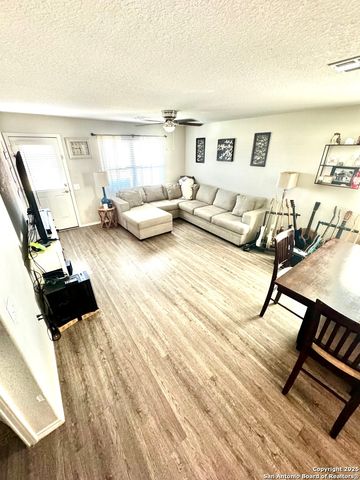 6914 Cozy Run, San Antonio, TX 78218