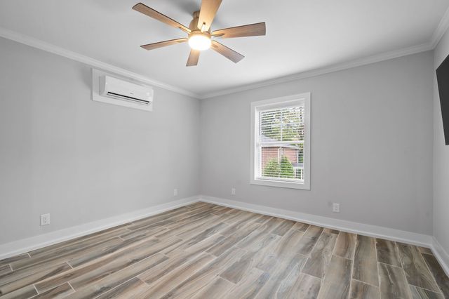 638 Madison St Apt 9, Clarksville, TN 37040