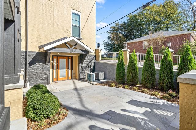638 Madison St Apt 9, Clarksville, TN 37040