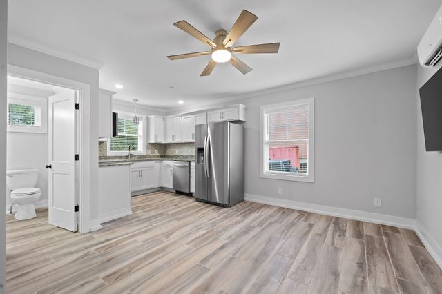 638 Madison St Apt 9, Clarksville, TN 37040