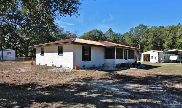 6201 Glendale Dr, Milton, FL 32570