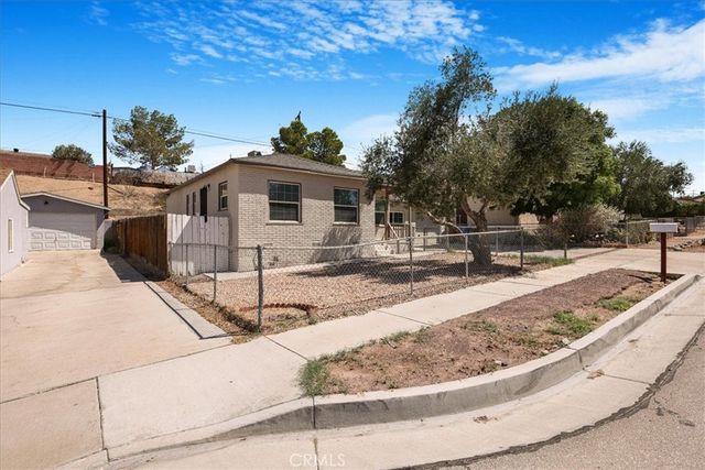 705 S 2nd, Barstow, CA 92311