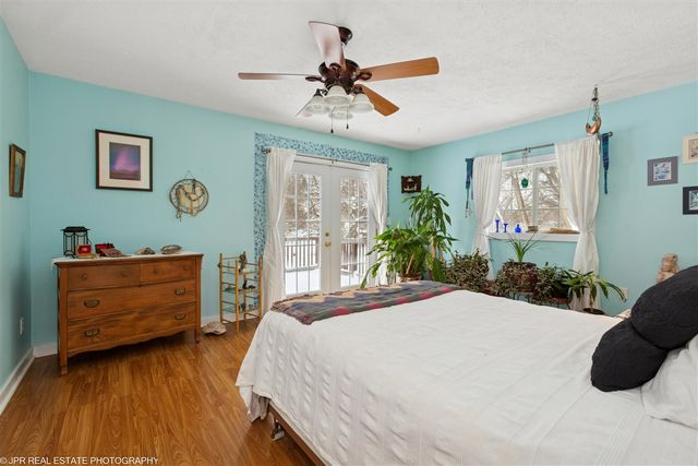 1830 S Park Road, Benton Harbor, MI 49022