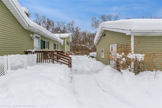 1830 S Park Road, Benton Harbor, MI 49022