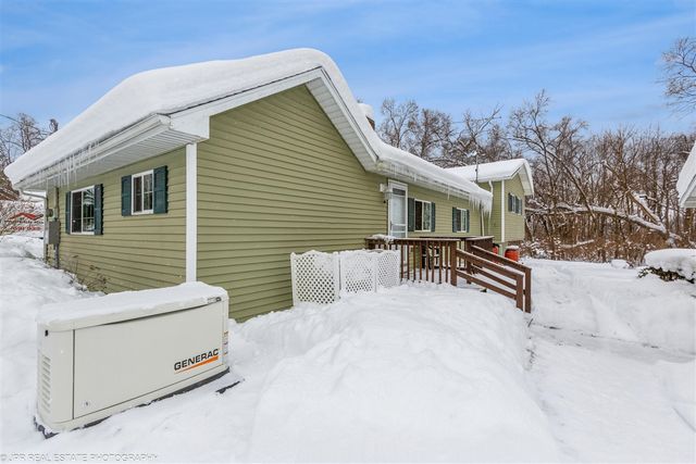 1830 S Park Road, Benton Harbor, MI 49022