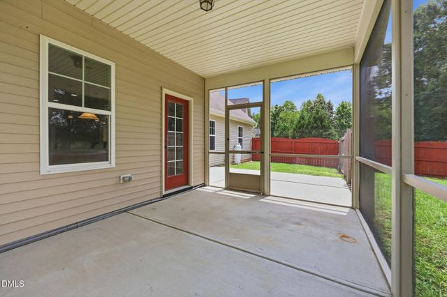 4957 Stonewood Pines Drive, Knightdale, NC 27545
