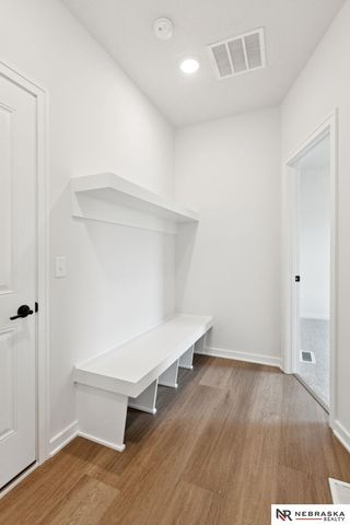 11110 N 159 Avenue, Bennington, NE 68007