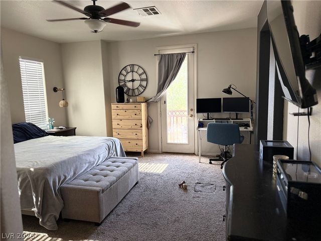 9109 Little Horse Avenue, Las Vegas, NV 89143