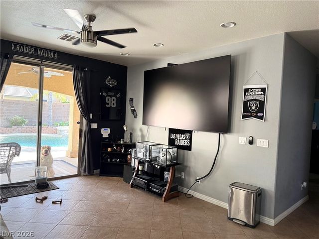 9109 Little Horse Avenue, Las Vegas, NV 89143