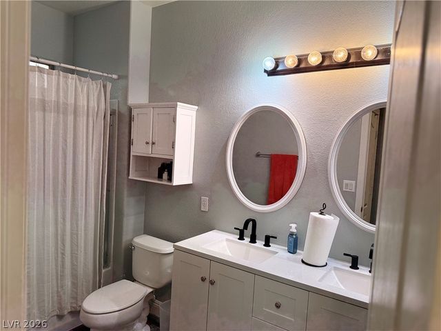 9109 Little Horse Avenue, Las Vegas, NV 89143
