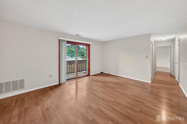601 Ravens Crest Drive 601, Plainsboro, NJ 08536