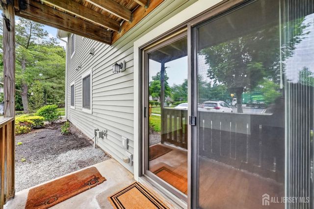 601 Ravens Crest Drive 601, Plainsboro, NJ 08536