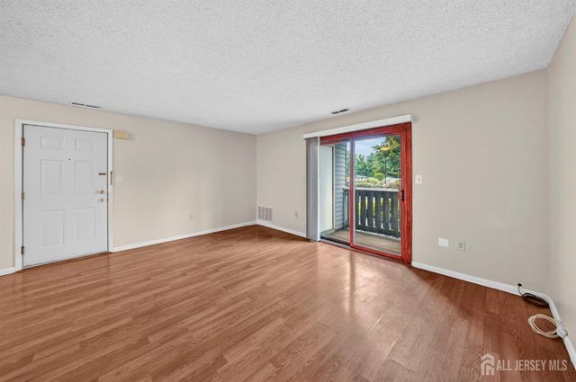 601 Ravens Crest Drive 601, Plainsboro, NJ 08536