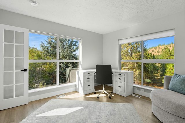 809 W Lincoln Blvd, Spokane, WA 99224