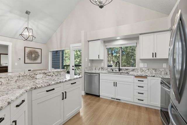 809 W Lincoln Blvd, Spokane, WA 99224