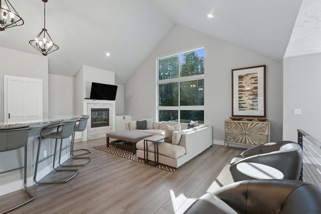 809 W Lincoln Blvd, Spokane, WA 99224