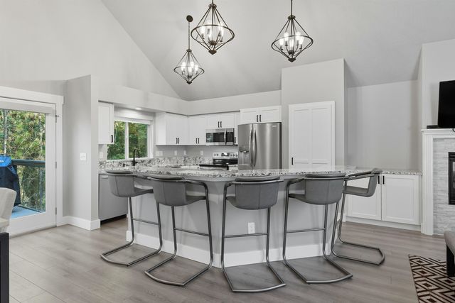 809 W Lincoln Blvd, Spokane, WA 99224