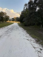 SE 131 ST AVENUE, Morriston, FL 32668