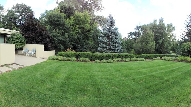 685 Hidden Creek Trail, Mendota Heights, MN 55118