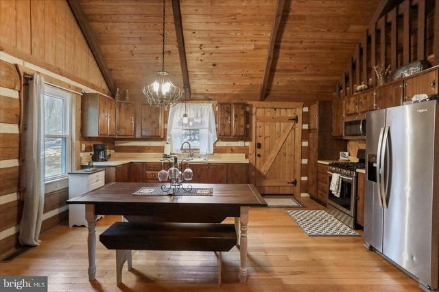 637 INDIAN CAMP TRL, Maurertown, VA 22644