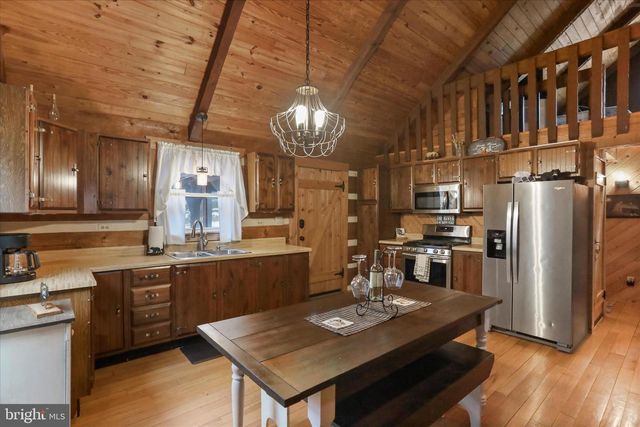 637 INDIAN CAMP TRL, Maurertown, VA 22644