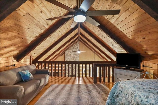 637 INDIAN CAMP TRL, Maurertown, VA 22644