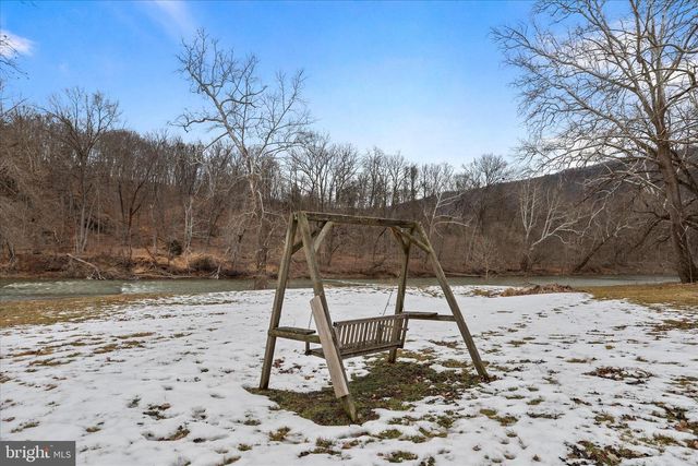 637 INDIAN CAMP TRL, Maurertown, VA 22644