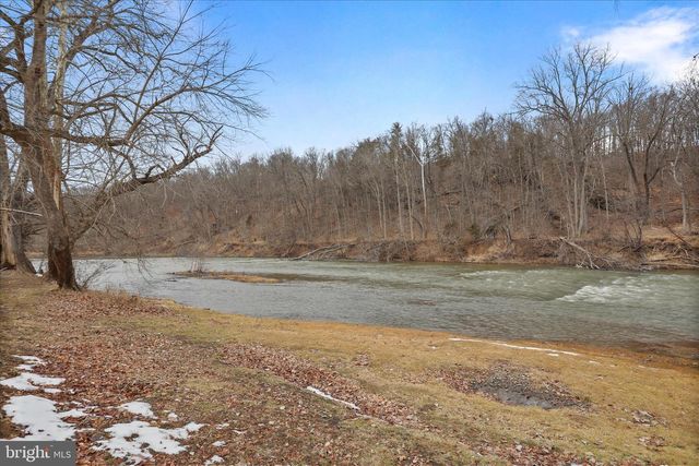 637 INDIAN CAMP TRL, Maurertown, VA 22644