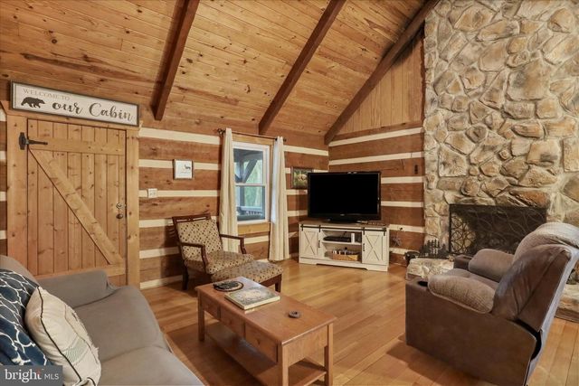 637 INDIAN CAMP TRL, Maurertown, VA 22644