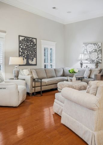 225 Hickory Ct, Mcminnville, TN 37110