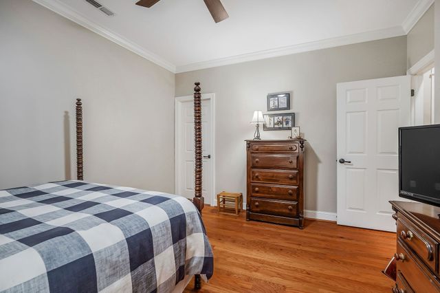 225 Hickory Ct, Mcminnville, TN 37110