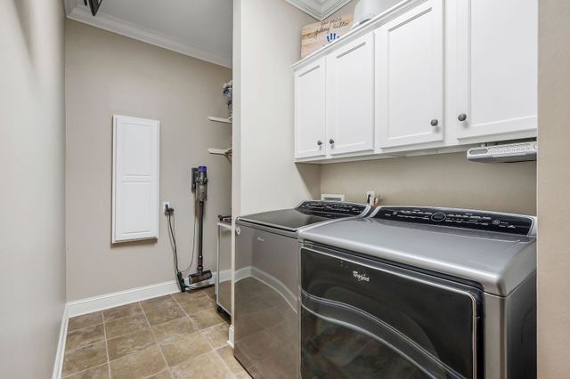 225 Hickory Ct, Mcminnville, TN 37110