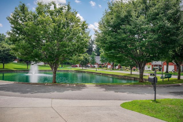 225 Hickory Ct, Mcminnville, TN 37110