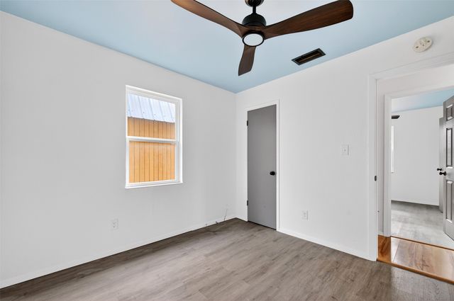 591 State Highway 31 E, Trinidad, TX 75163