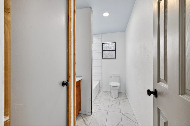 591 State Highway 31 E, Trinidad, TX 75163