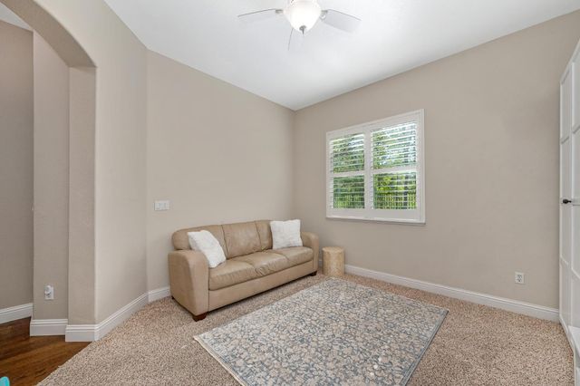 1892 Swinton Dr, Folsom, CA 95630