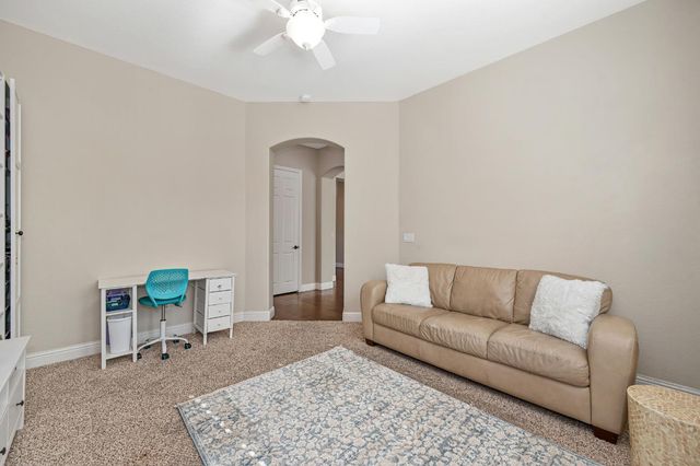 1892 Swinton Dr, Folsom, CA 95630