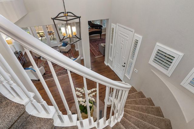 1892 Swinton Dr, Folsom, CA 95630