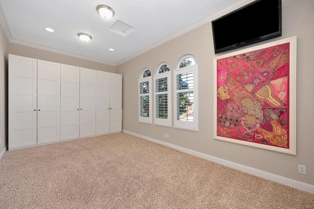 1892 Swinton Dr, Folsom, CA 95630