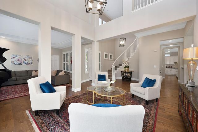 1892 Swinton Dr, Folsom, CA 95630