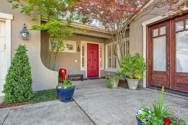 1892 Swinton Dr, Folsom, CA 95630